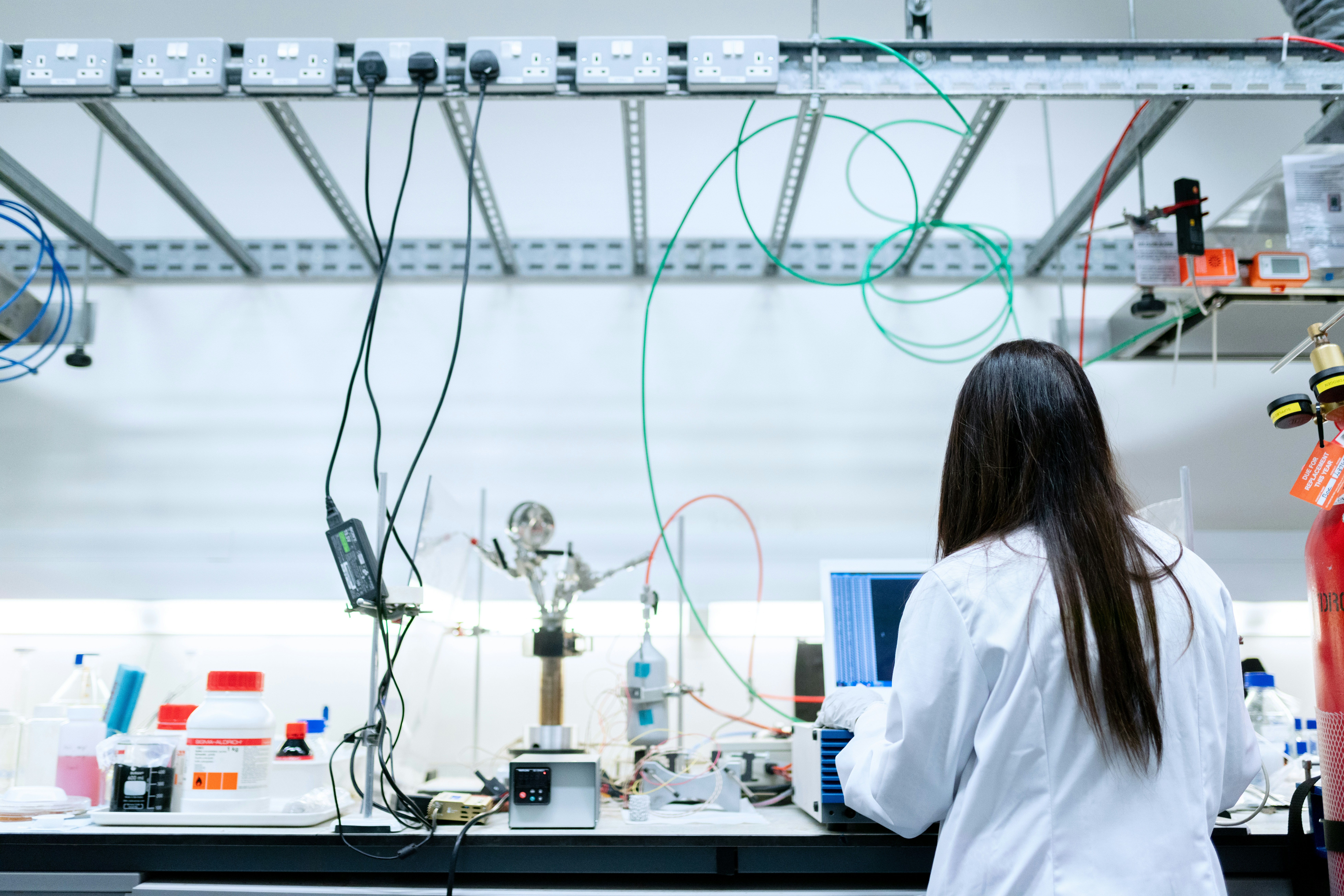Lab Scientist